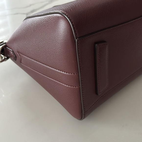 🌼SOLD🌼 Givenchy Small Antigona - Picture 2 of 8